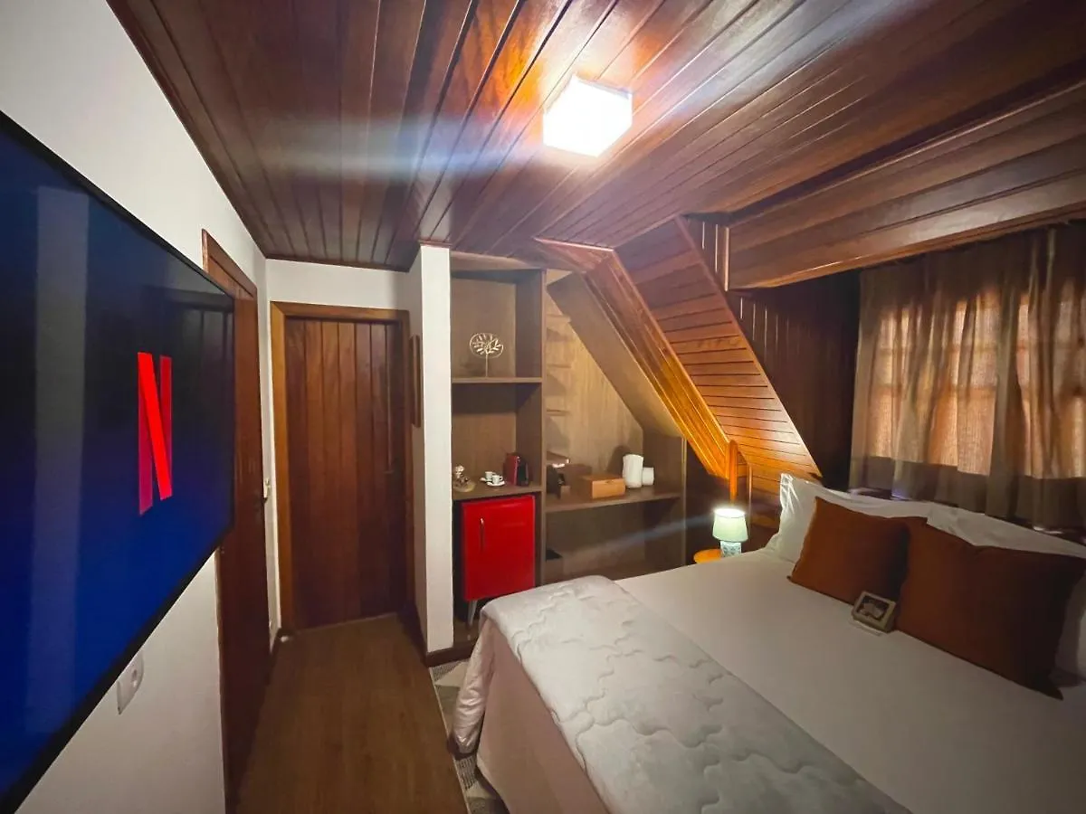 Отель Casa Tres Rios - Кампус-ду-Жордау