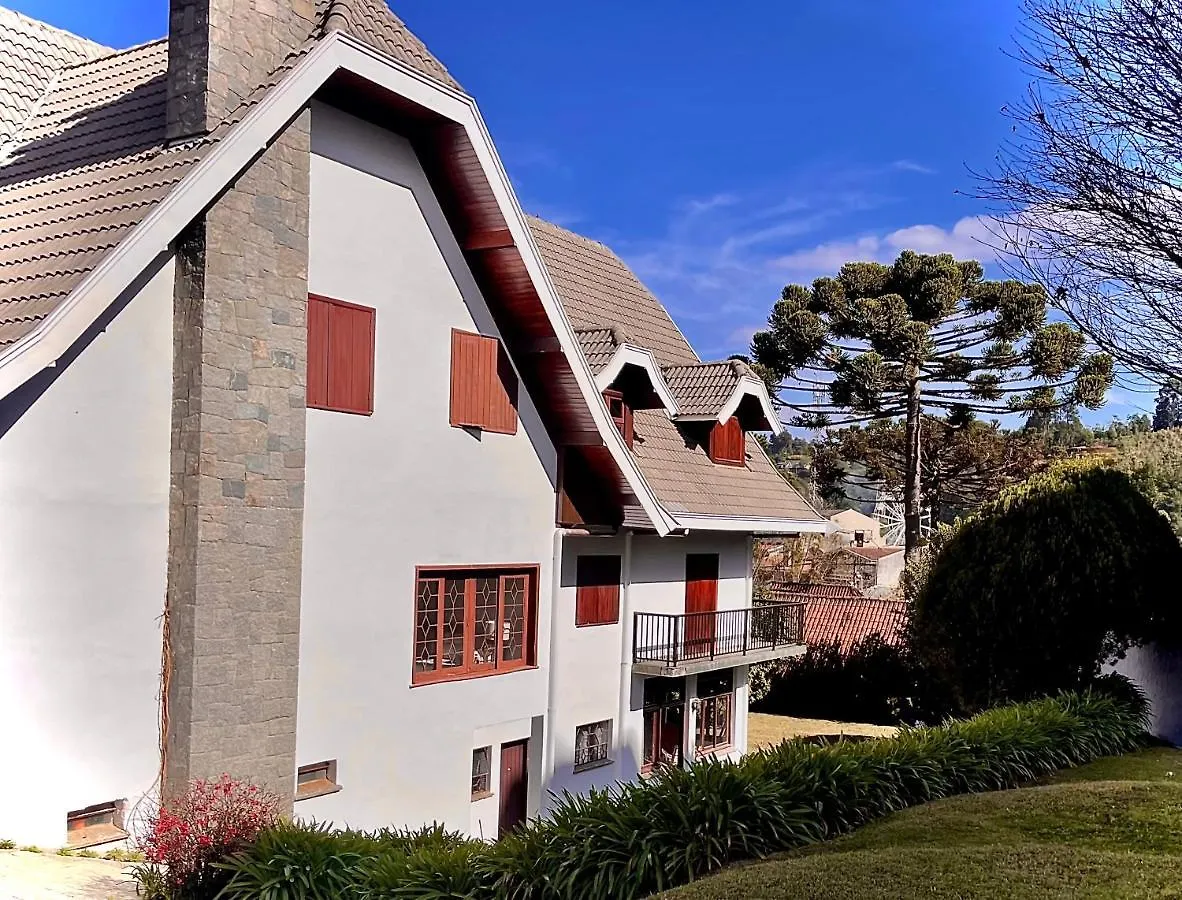 ホテル Casa Tres Rios - Campos do Jordão