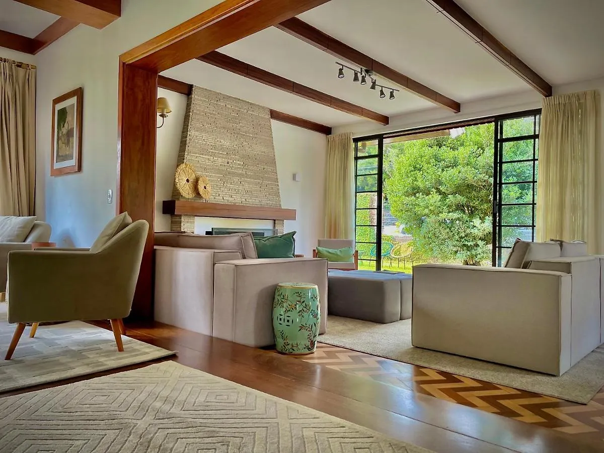 ホテル Casa Tres Rios - Campos do Jordão 0*,  ブラジル